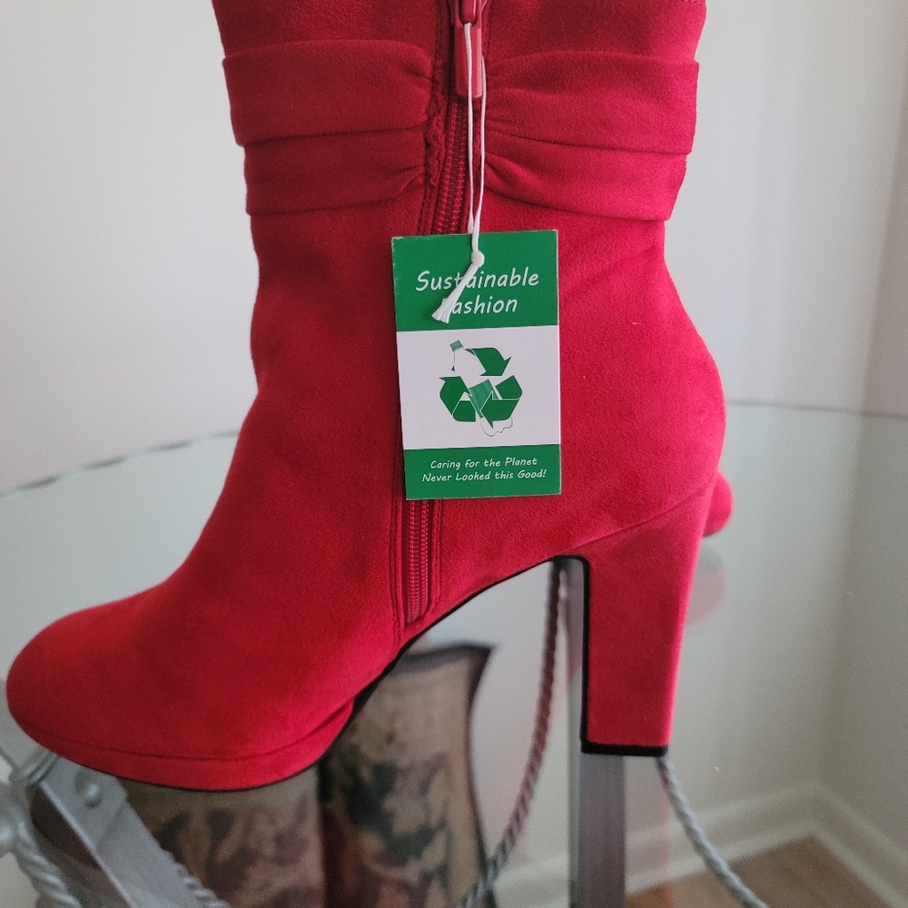 NIB Impo red wedge ladies boots size 11. - Picture 3 of 6